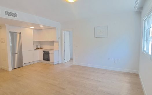 Apartment in Puerto Banus